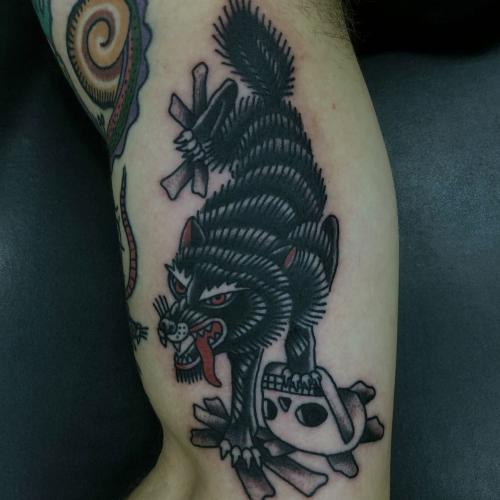 traditional wolf sailor jerry tattoo
