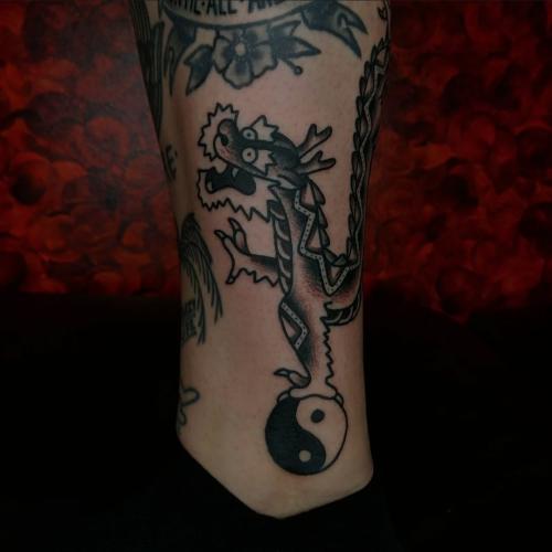 traditional dragon taiji yinyang tattoo